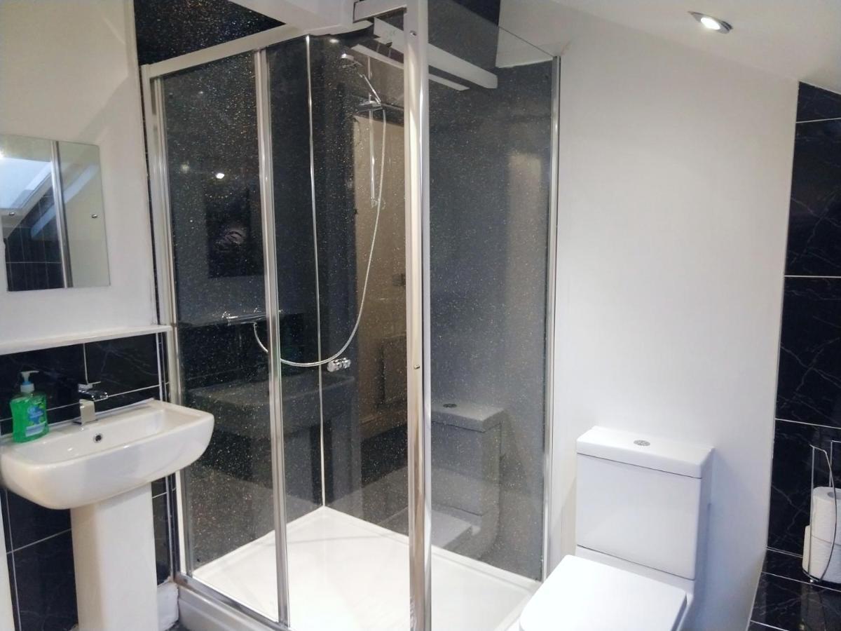 Derwent Street Apartment 3 - Self Contained - 2 Bed Self Catering Apartment Workington Esterno foto